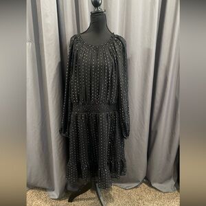 Old Navy NWOT silver and black sheer sleeve tiered dress size 3X